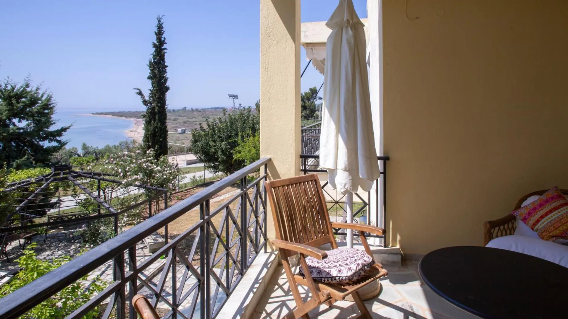 3 Olive Trees -Retreat House Villa Ormilia