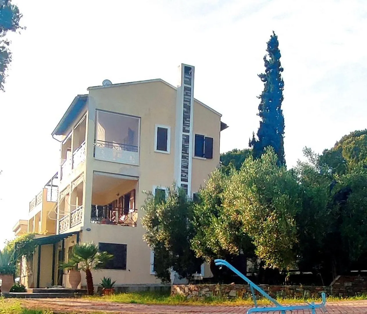 3 Olive Trees -Retreat House Villa Ormilia