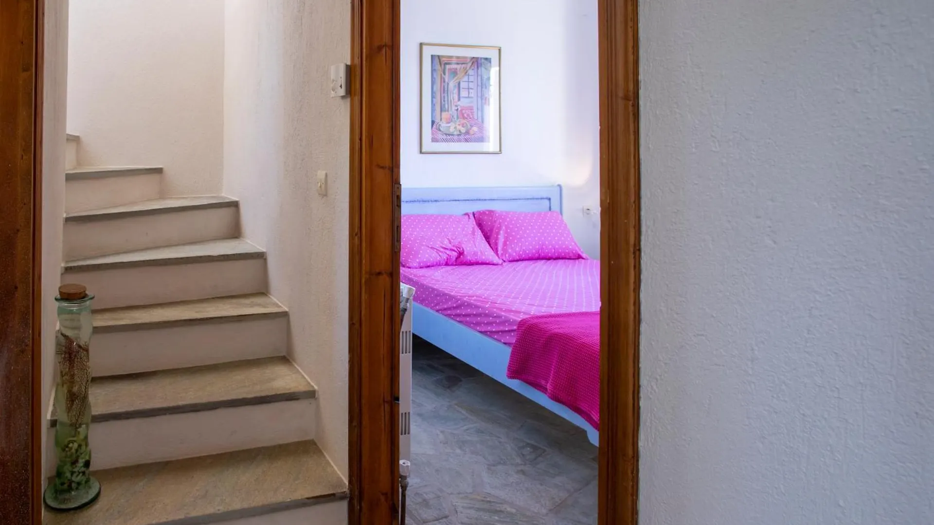 3 Olive Trees -Retreat House Villa Ormilia 0*,