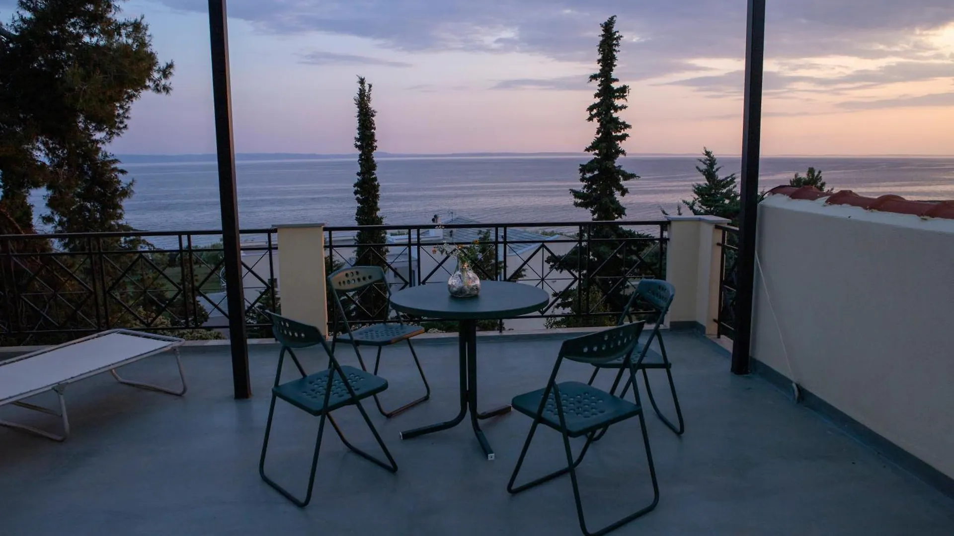 3 Olive Trees -Retreat House Villa Ormilia Holiday home